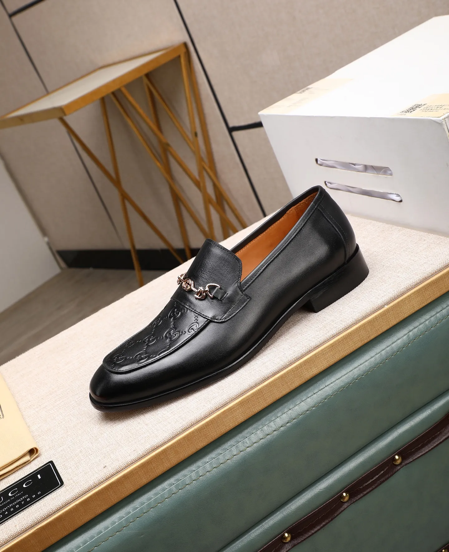 Men's shoes 💰620 📛📛Original version (water-dyed cowhide) Gucci GUCCI official website formal shoes 🌀 Italy 🇮🇹 imported cowhide ➕ top imported water-dyed cowhide lining 💋 fine handmade original bottom, the real thing looks better when photographed in person Standard size 39-44 (38 45 customized)